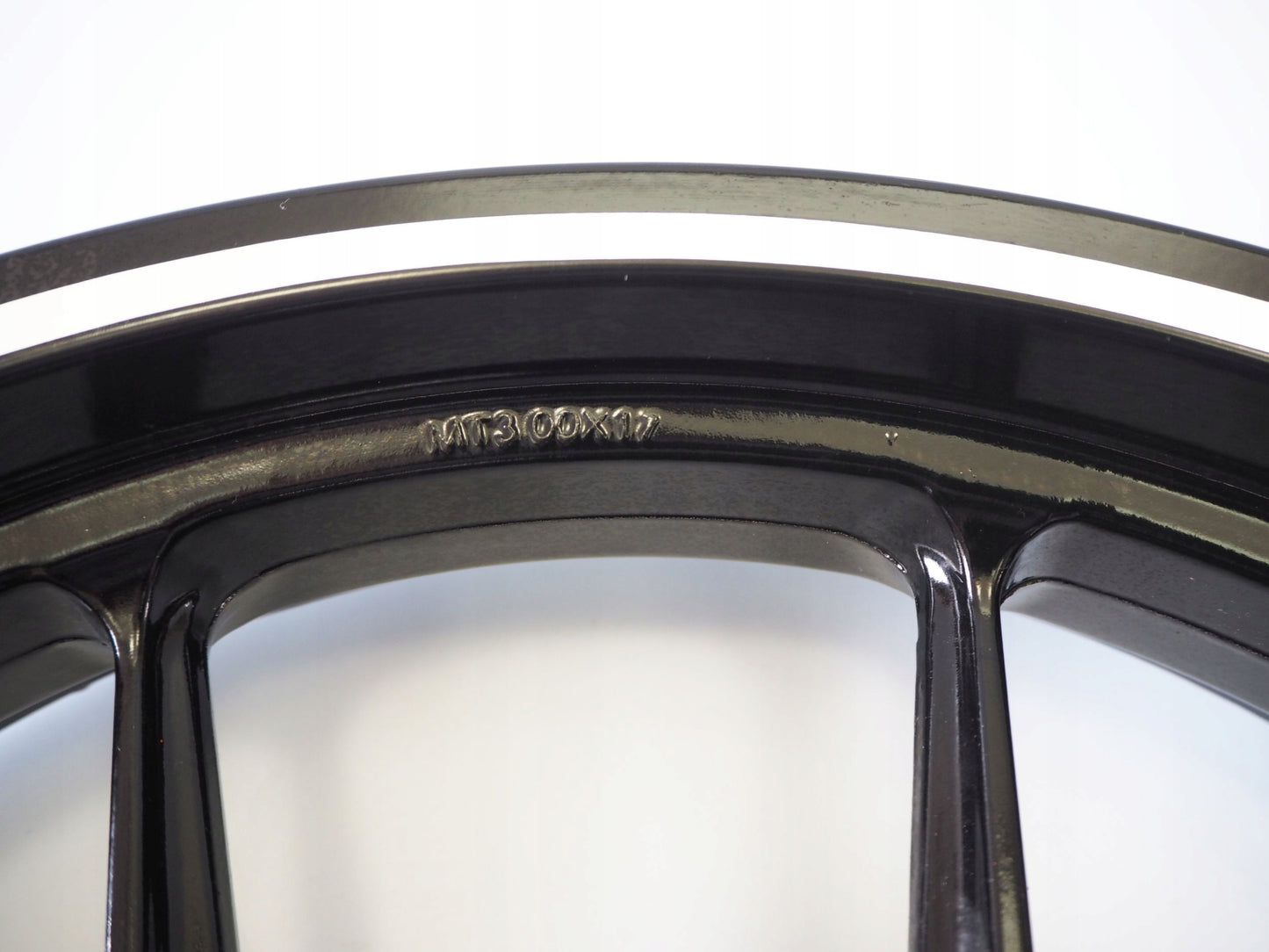 KTM 125 DUKE 17- Felge vorne Wheel Vorderrad 4