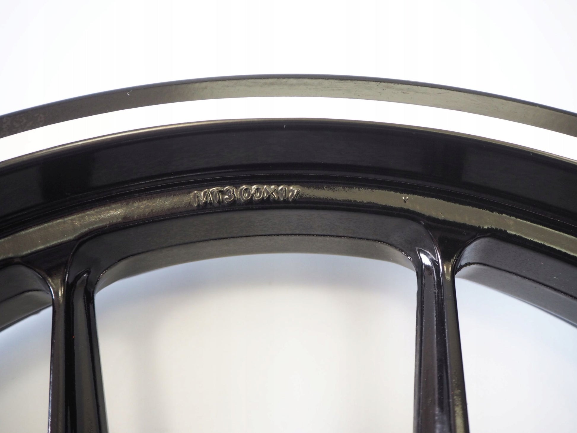 KTM 125 DUKE 17- Felge vorne Wheel Vorderrad 4