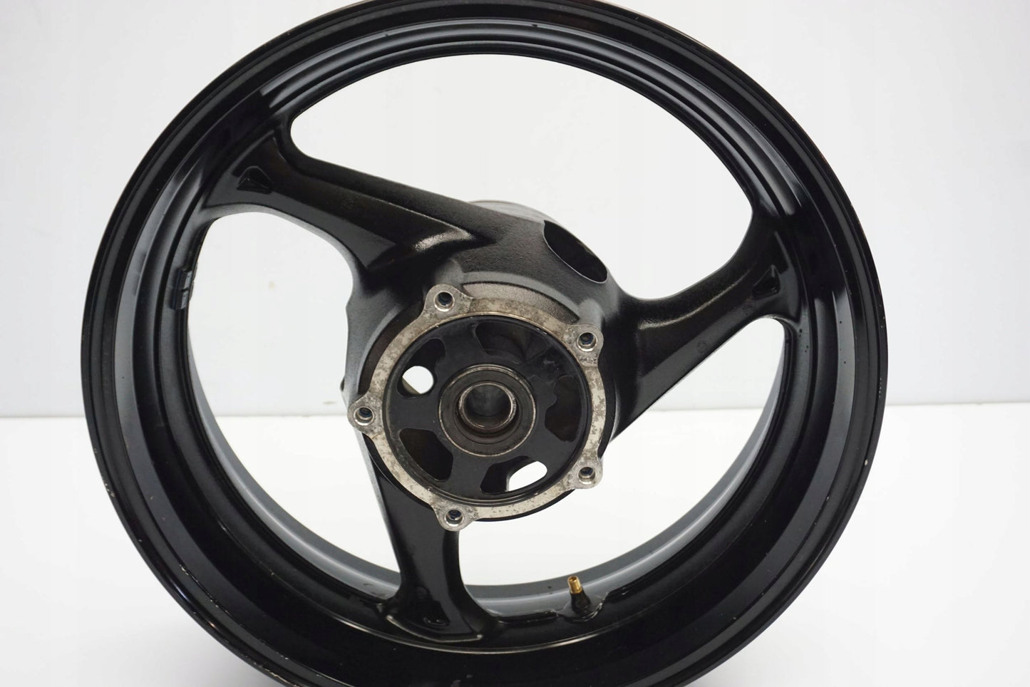 SUZUKI GSX-R 600 750 K8 K9 L0 Felge hinten Wheel Hinterrad