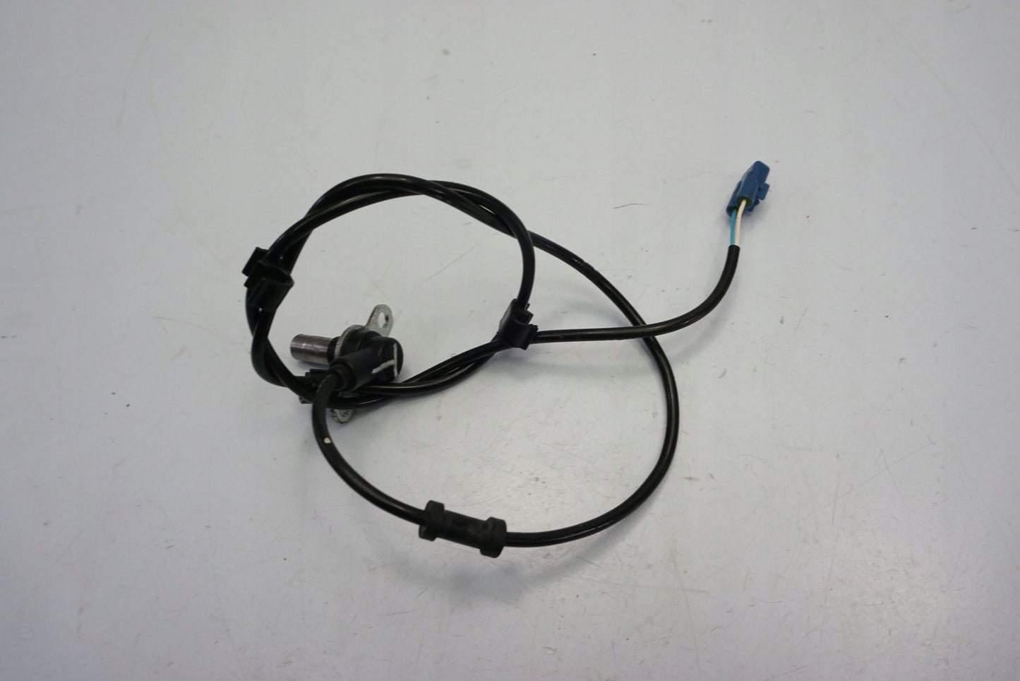 HONDA CB 1000 R SC60 08-16 ABS Sensor hinten