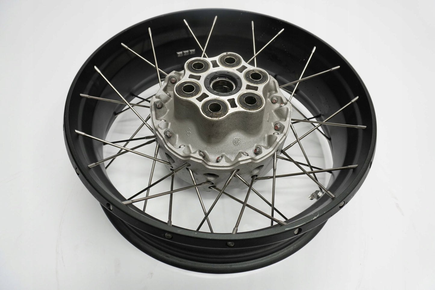 DUCATI MULTISTRADA 950 19- Felge hinten Wheel Hinterrad 4