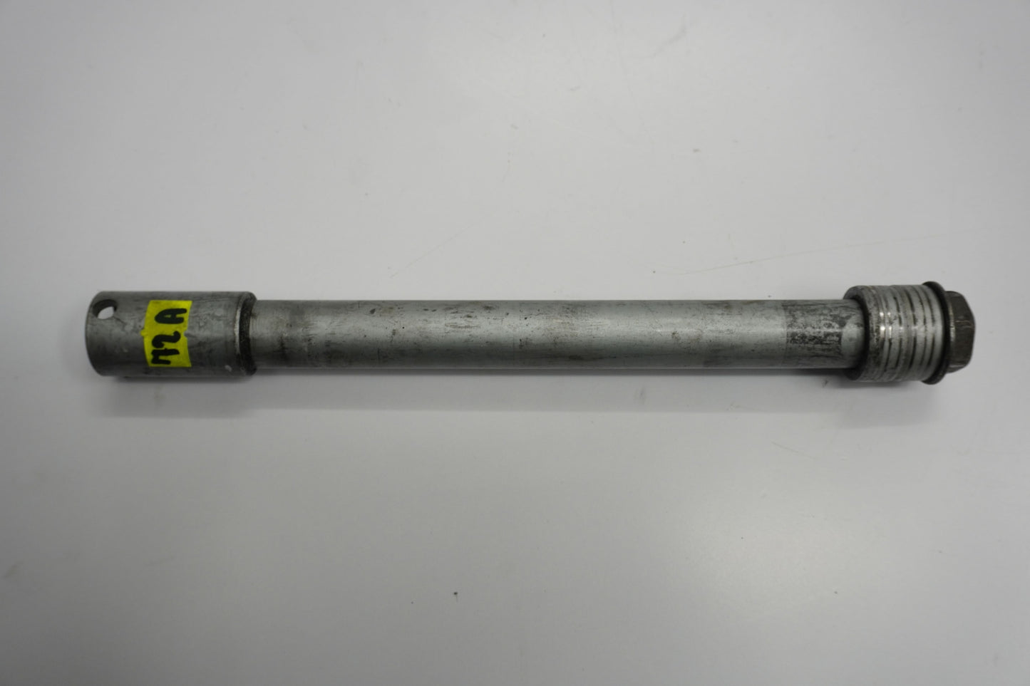 HONDA CBR 600RR PC40 07-12 Vorderachse Achse vorne Radachse front axle 2