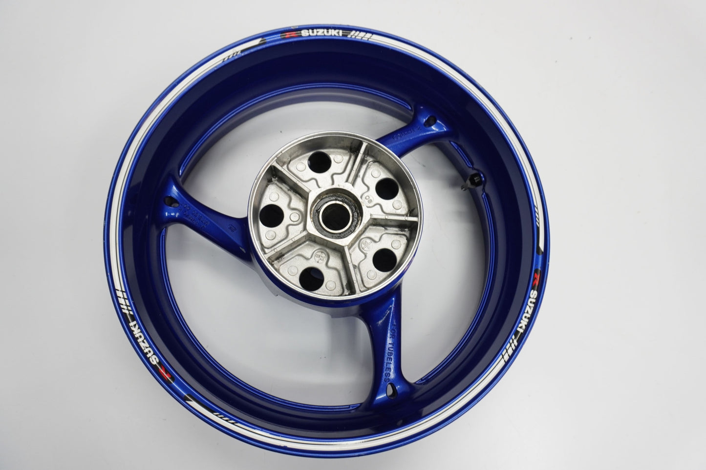 SUZUKI GSX-R 600 750 K8 K9 L0 Felge hinten Wheel Hinterrad 4