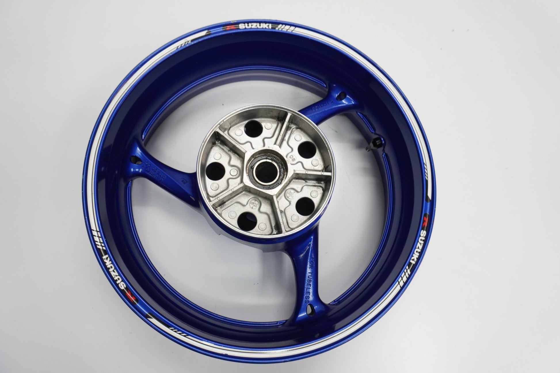 SUZUKI GSX-R 600 750 K8 K9 L0 Felge hinten Wheel Hinterrad 4