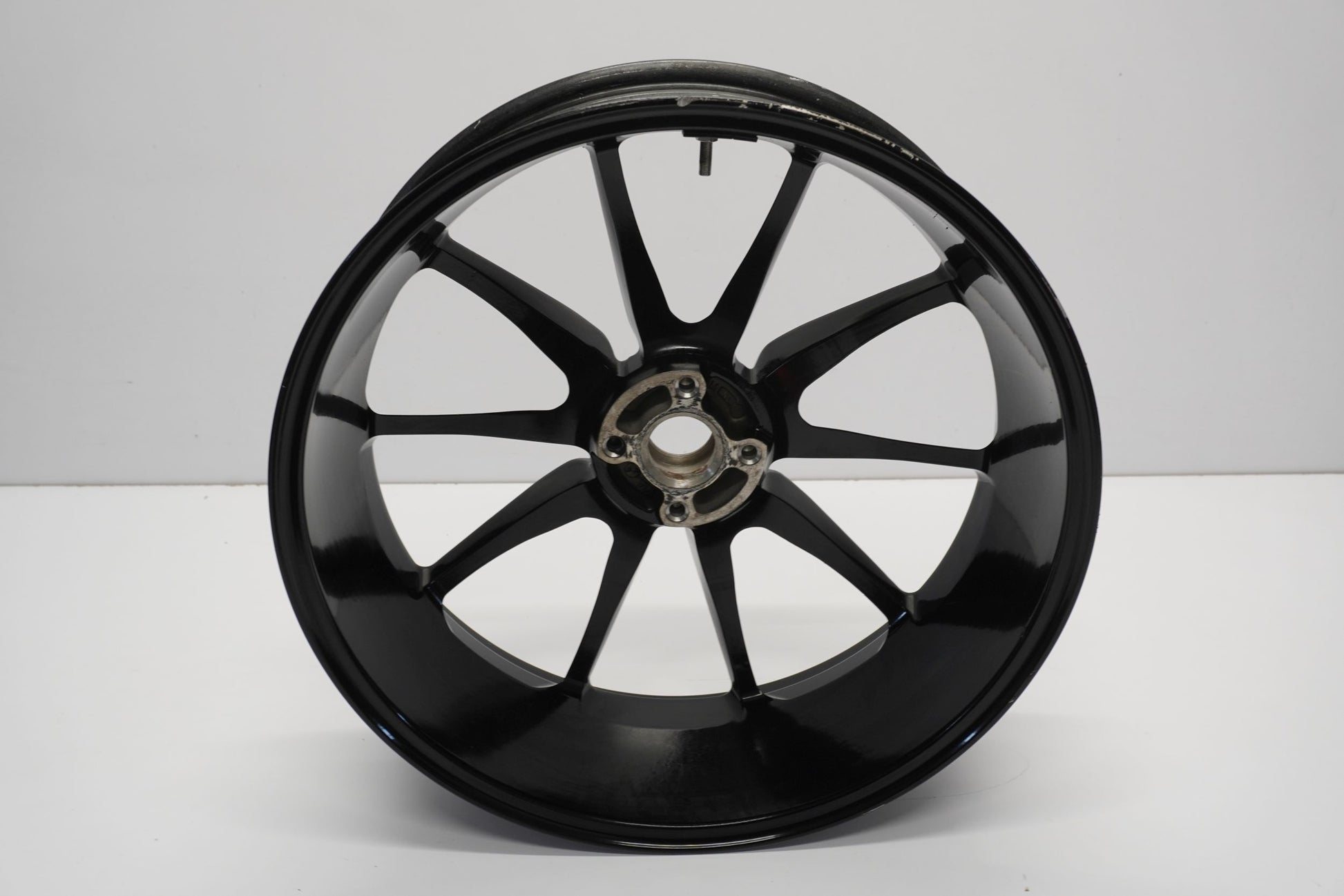 DUCATI HYPERMOTARD 821 13-15 Felge hinten Wheel Hinterrad 4