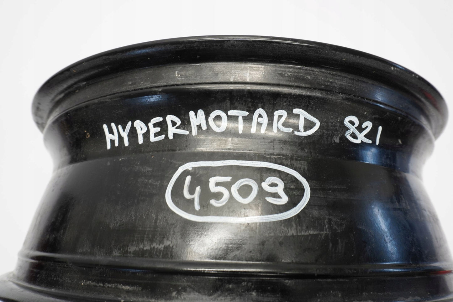 DUCATI HYPERMOTARD 821 13-15 Felge hinten Wheel Hinterrad 7