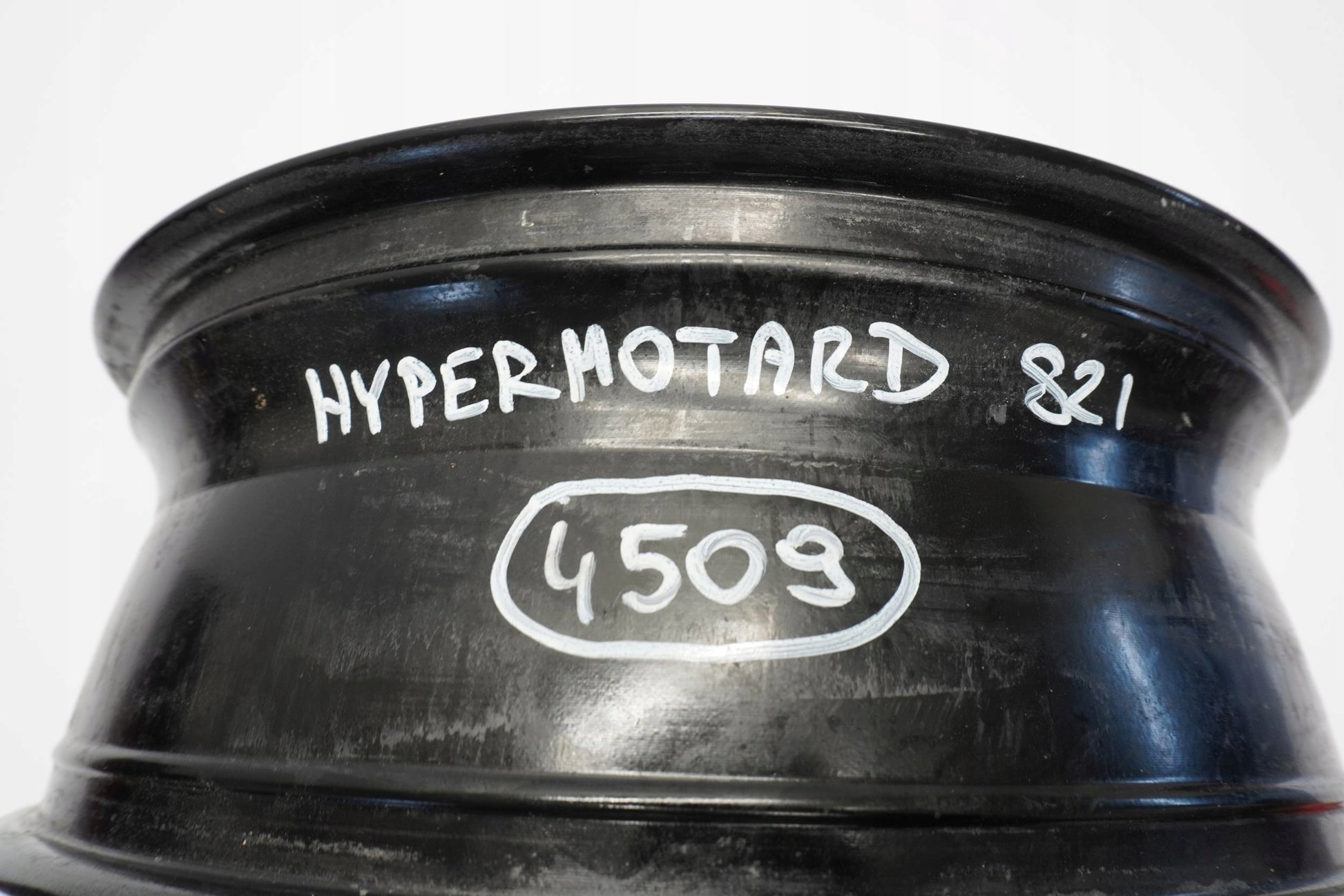 DUCATI HYPERMOTARD 821 13-15 Felge hinten Wheel Hinterrad 7