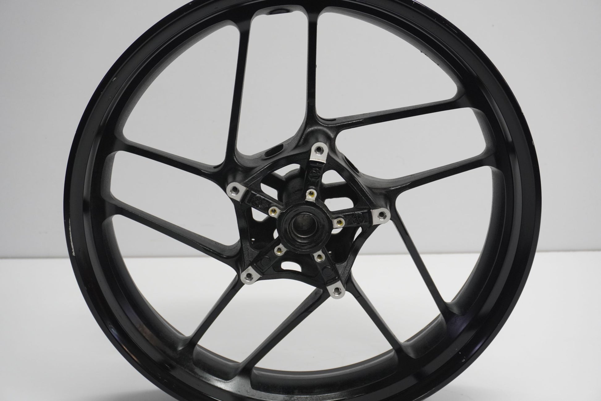 YAMAHA MT-09 24- Felge vorne Wheel Vorderrad 10