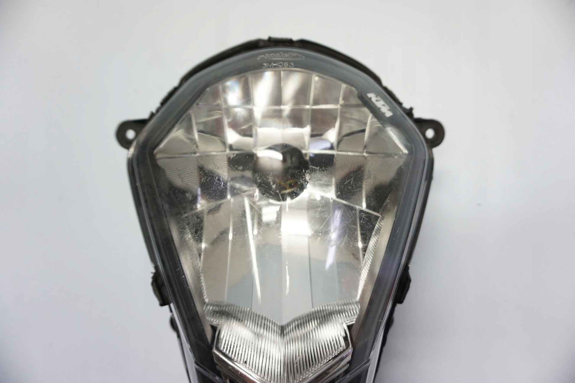 KTM 125 DUKE 11-16 Scheinwerfer Headlight 2