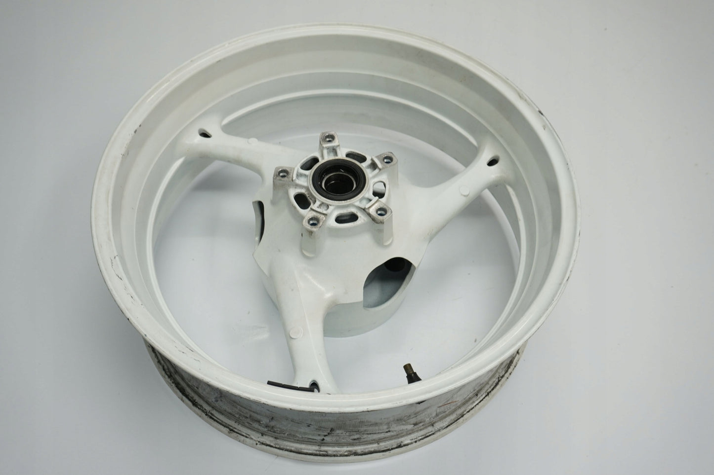 SUZUKI GSX-R 600 750 K8 K9 L0 Felge hinten Wheel Hinterrad 3