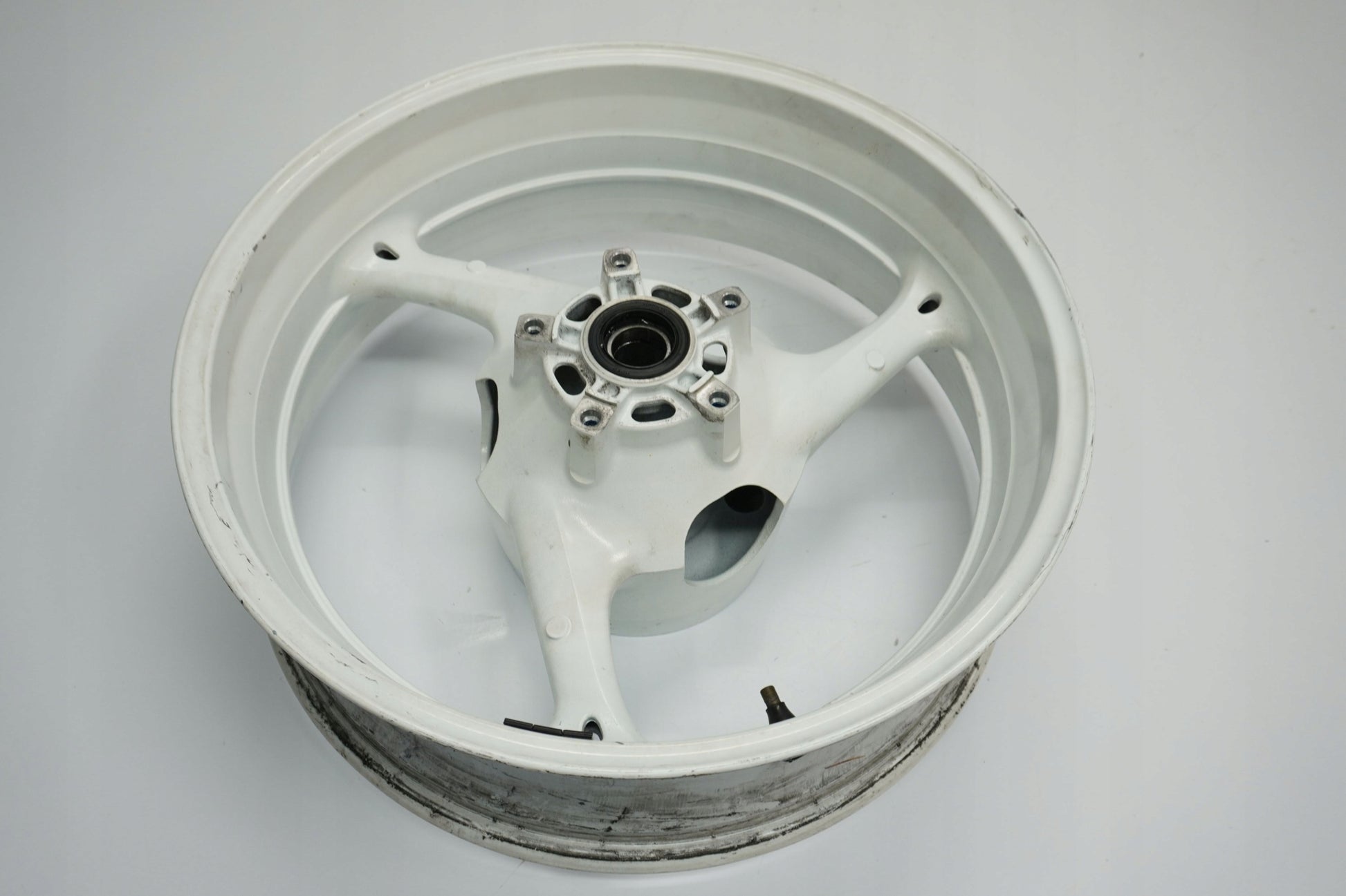 SUZUKI GSX-R 600 750 K8 K9 L0 Felge hinten Wheel Hinterrad 3