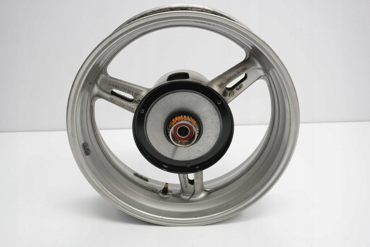 YAMAHA FJR 1300 01-05 Felge hinten Wheel Hinterrad 6