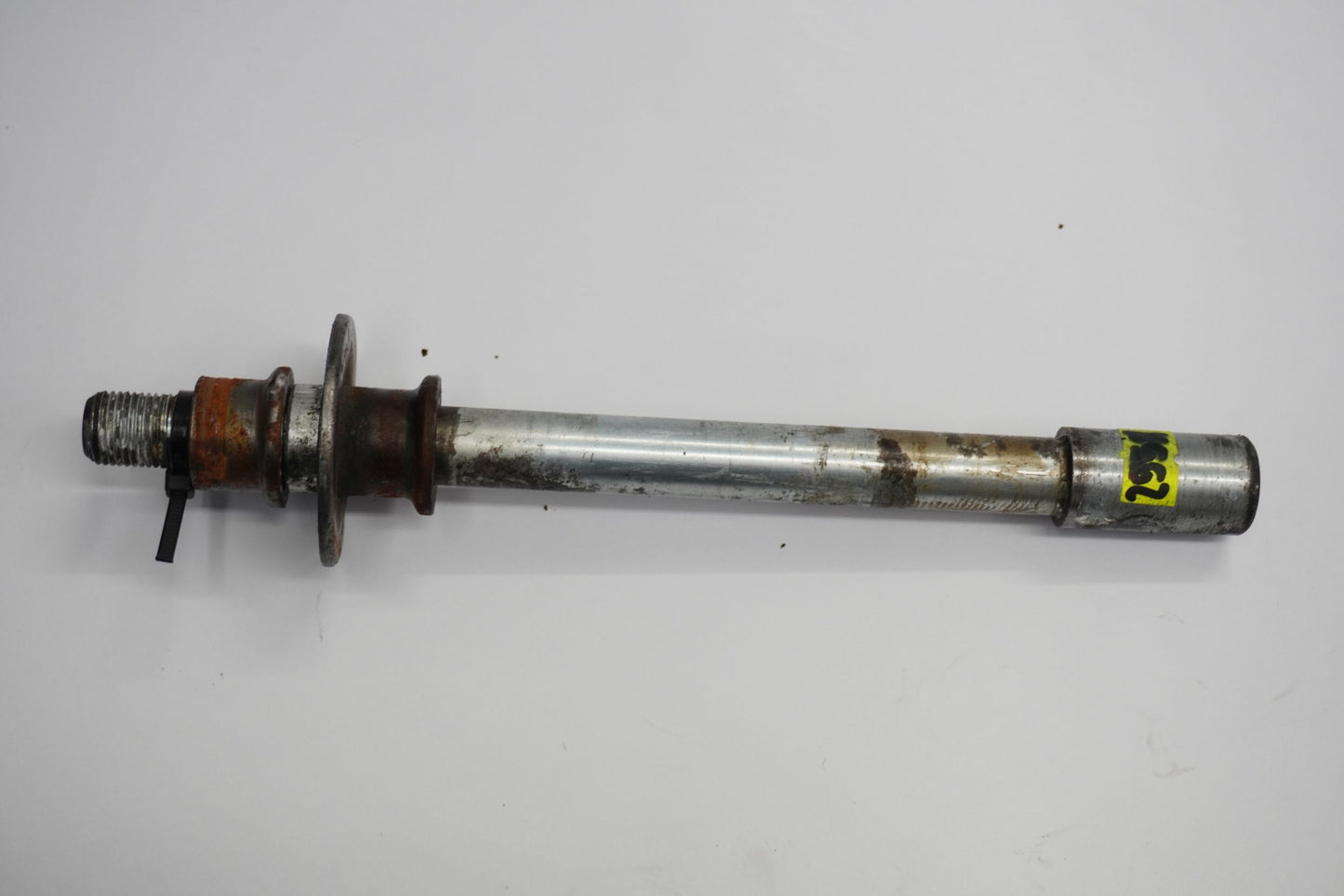 SUZUKI DL 650 V-STROM 19- Vorderachse Achse vorne Radachse front axle 2