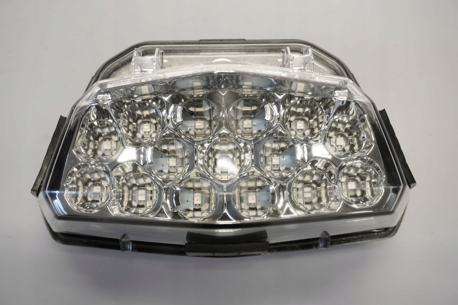 SUZUKI V-STROM 800 23- Rücklicht 7