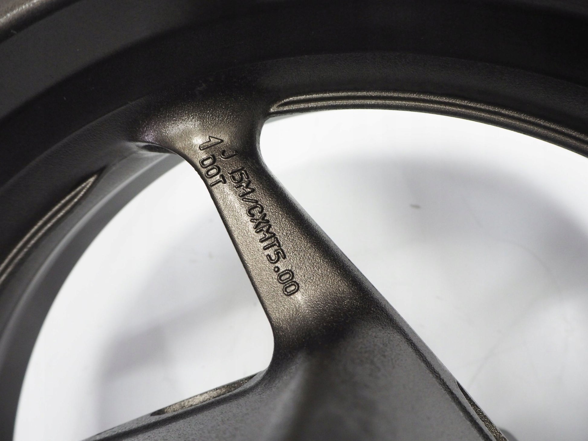 YAMAHA T-MAX 530 12-15 Felge hinten Wheel Hinterrad 5