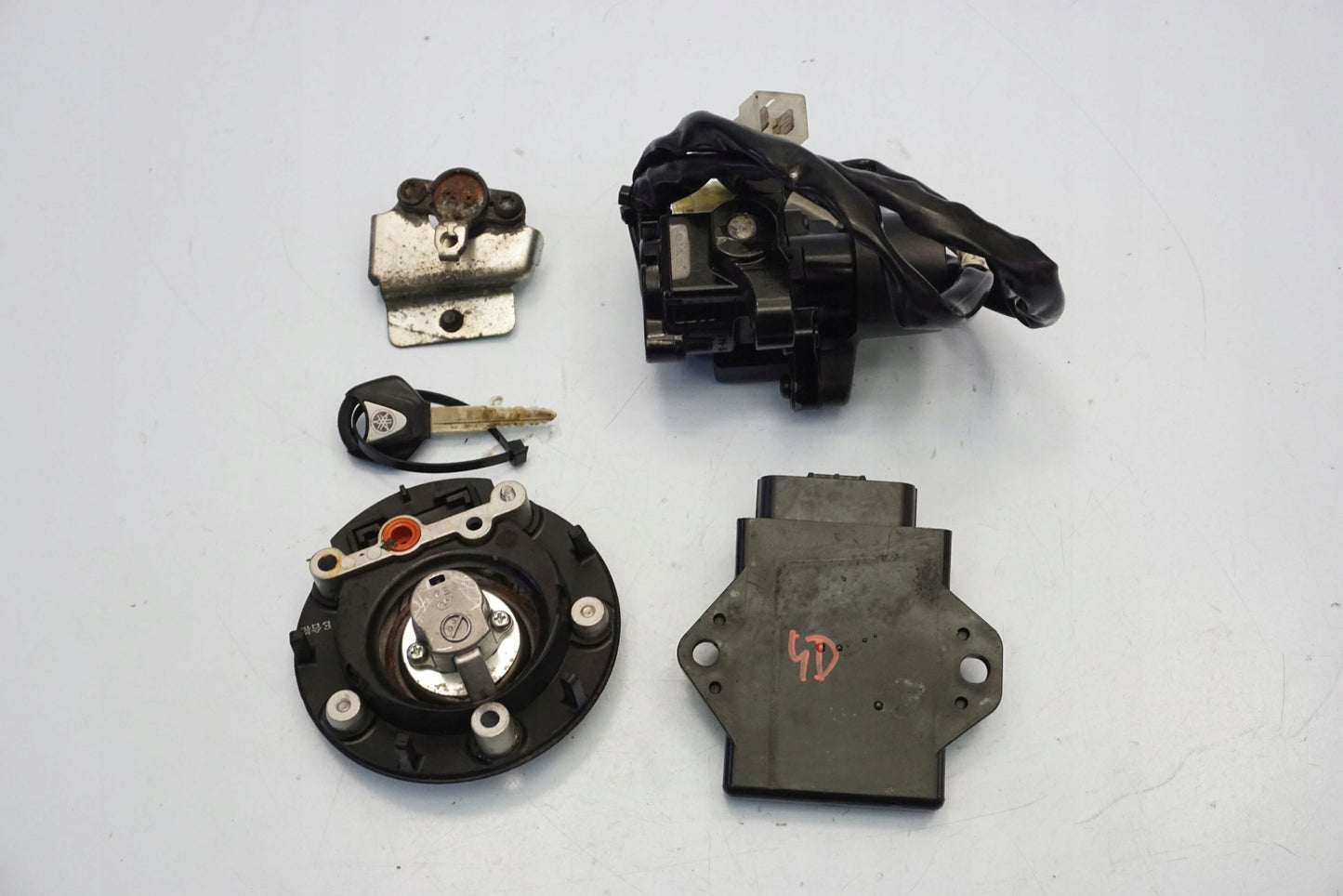 YAMAHA XJ6 N 09-16 Schlosssatz Zündschloss Lock Set