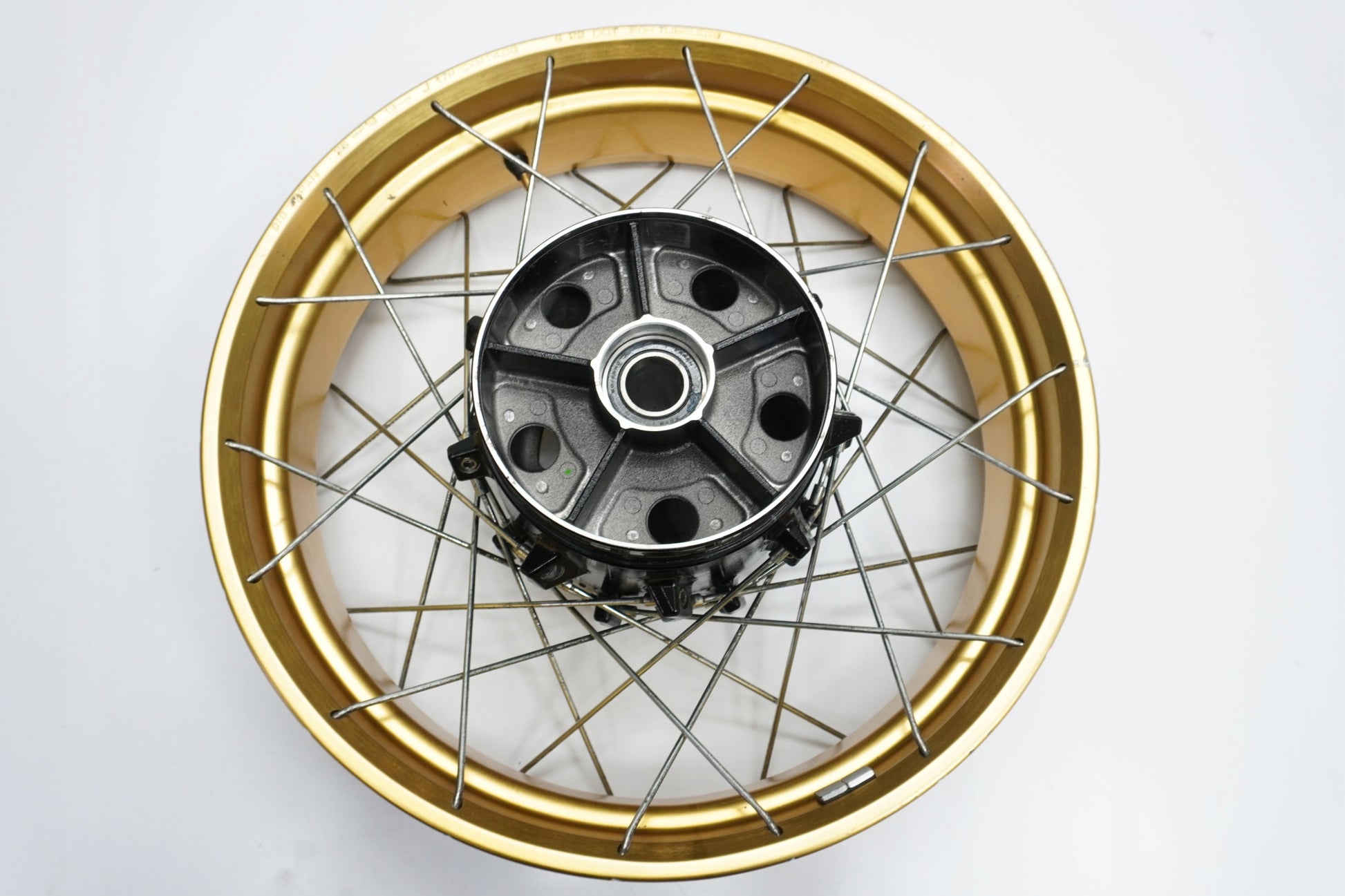 SUZUKI DL 1050 V-STROM 20- Felge hinten Wheel Hinterrad 4