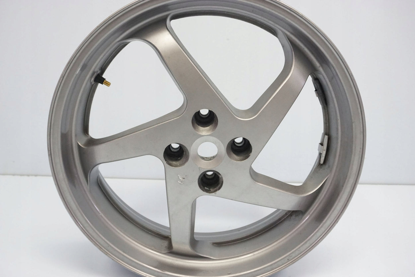HONDA VFR 800 V-TEC 02-12 Felge hinten Wheel Hinterrad 2