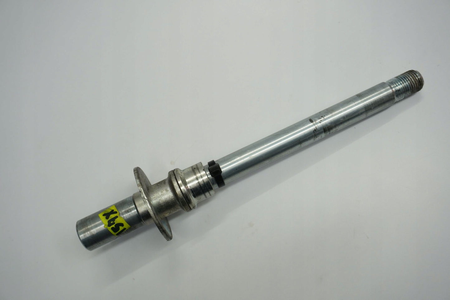 SUZUKI DL 650 V-STROM 19- Vorderachse Achse vorne Radachse front axle 5