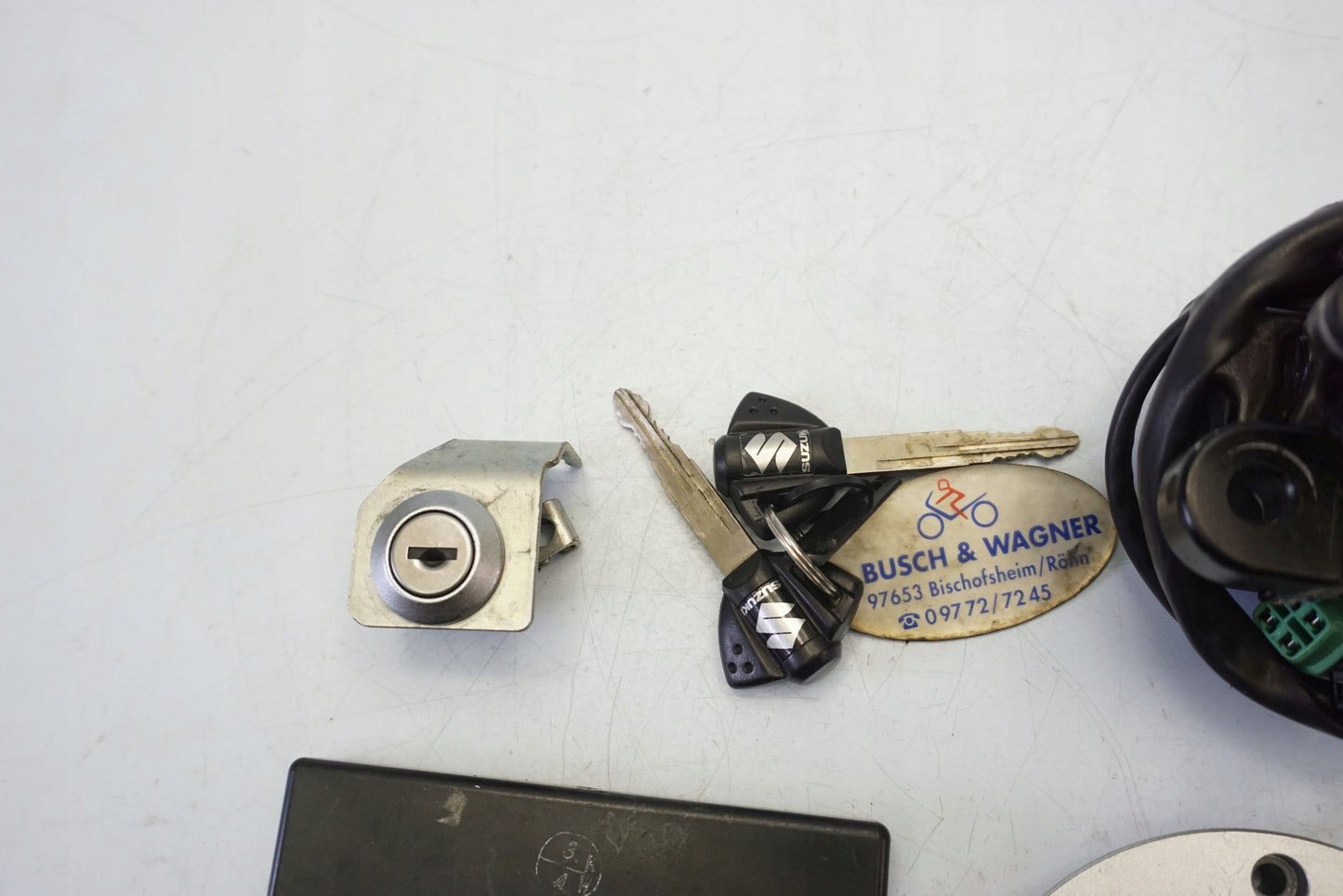 SUZUKI GSX-R 600 750 K8 K9 L0 Schlosssatz Zündschloss Lock Set