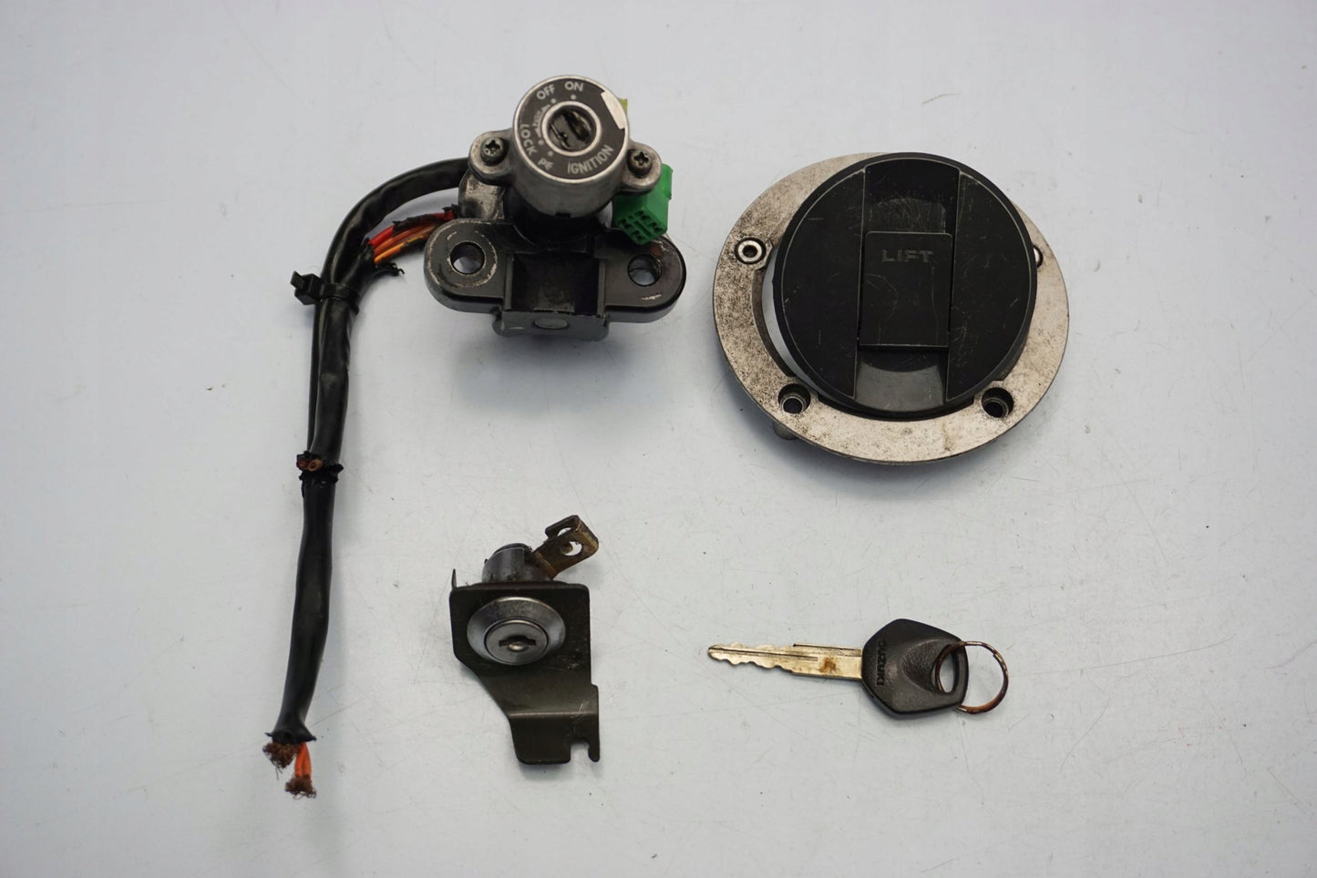 SUZUKI SV 650 S 03-12 Schlosssatz Zündschloss Lock Set