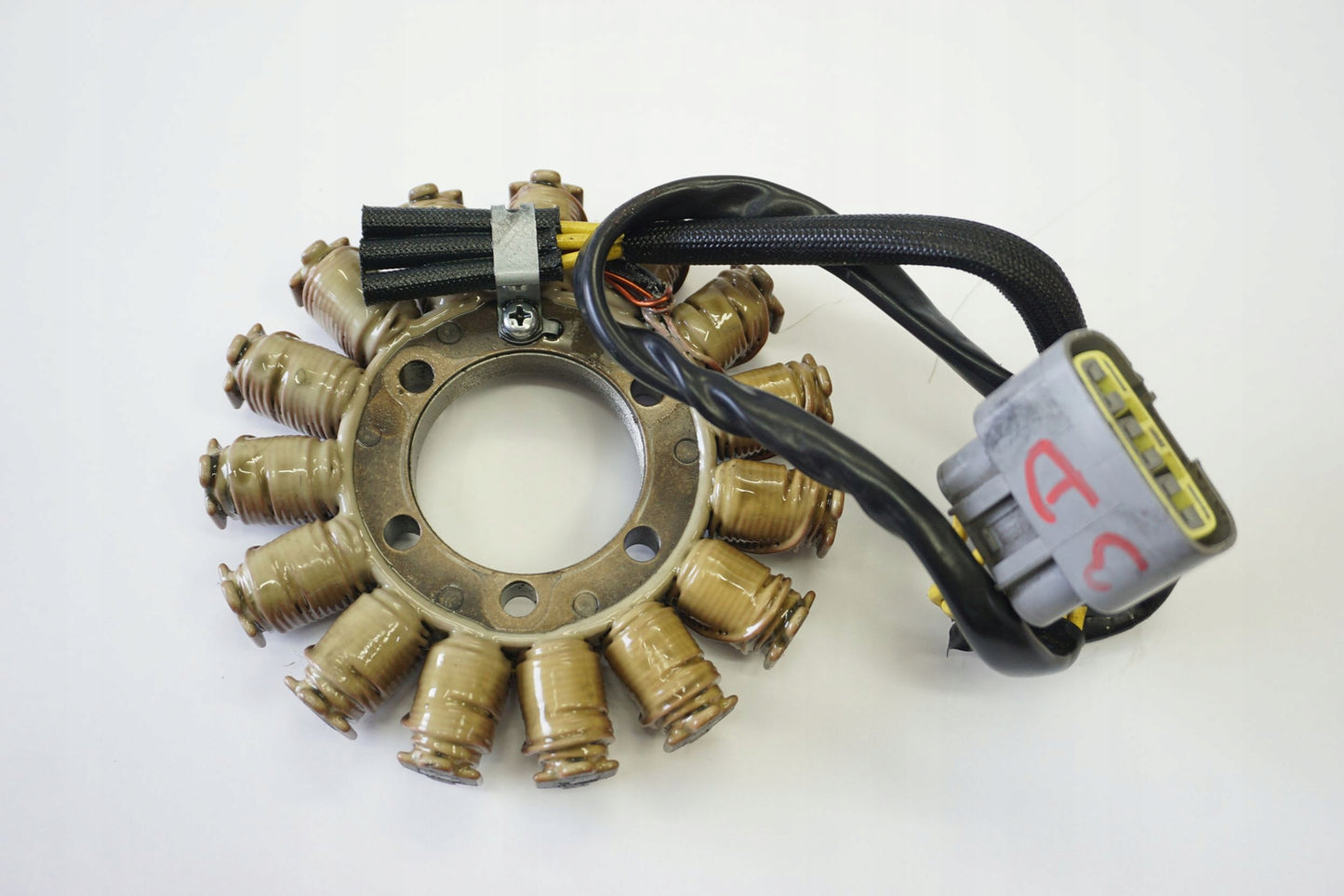 DUCATI 1199 PANIGALE 12-15 Lichtmaschine Stator Generator Lima Alternator 3