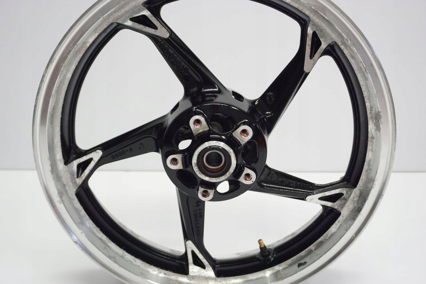 KAWASAKI Z1000 10-13 Felge vorne Wheel Vorderrad 10