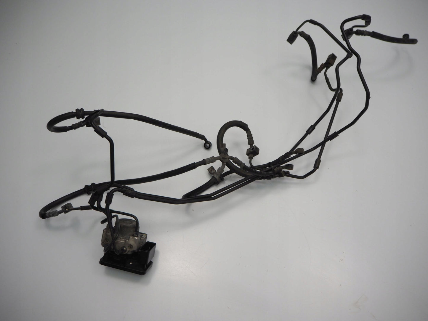 HONDA VFR 800 XF CROSSRUNNER 14-16 ABS Pumpe Druckmodulator 2