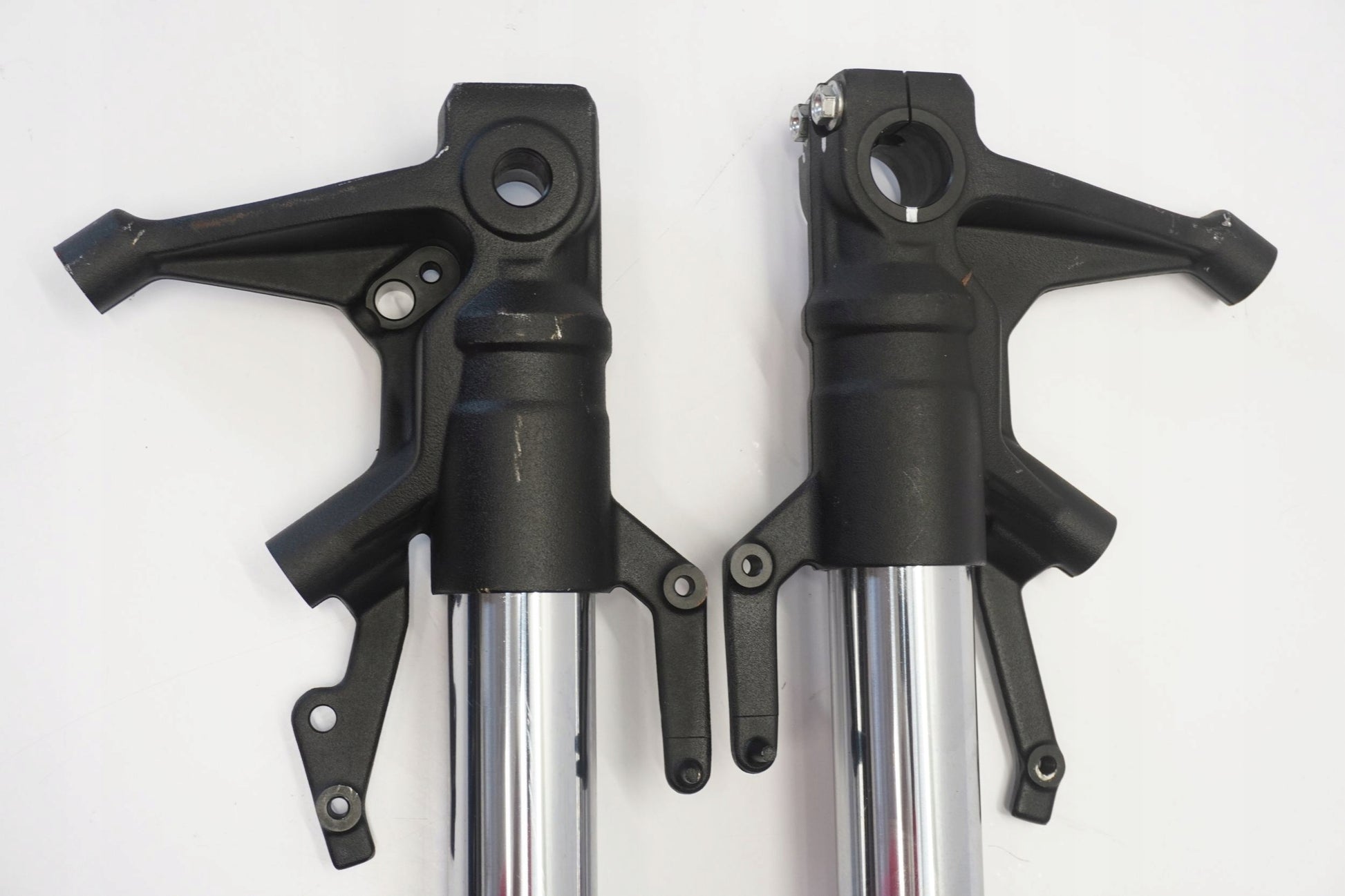 HONDA CB 750 HORNET 23- Gabel Gabelholme Fork 12