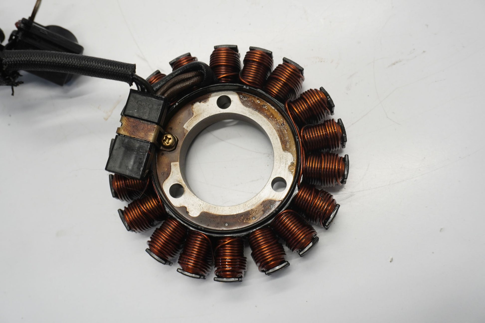 SUZUKI GSF 1250 BANDIT 07-14 Lichtmaschine Stator Generator Lima Alternator 2