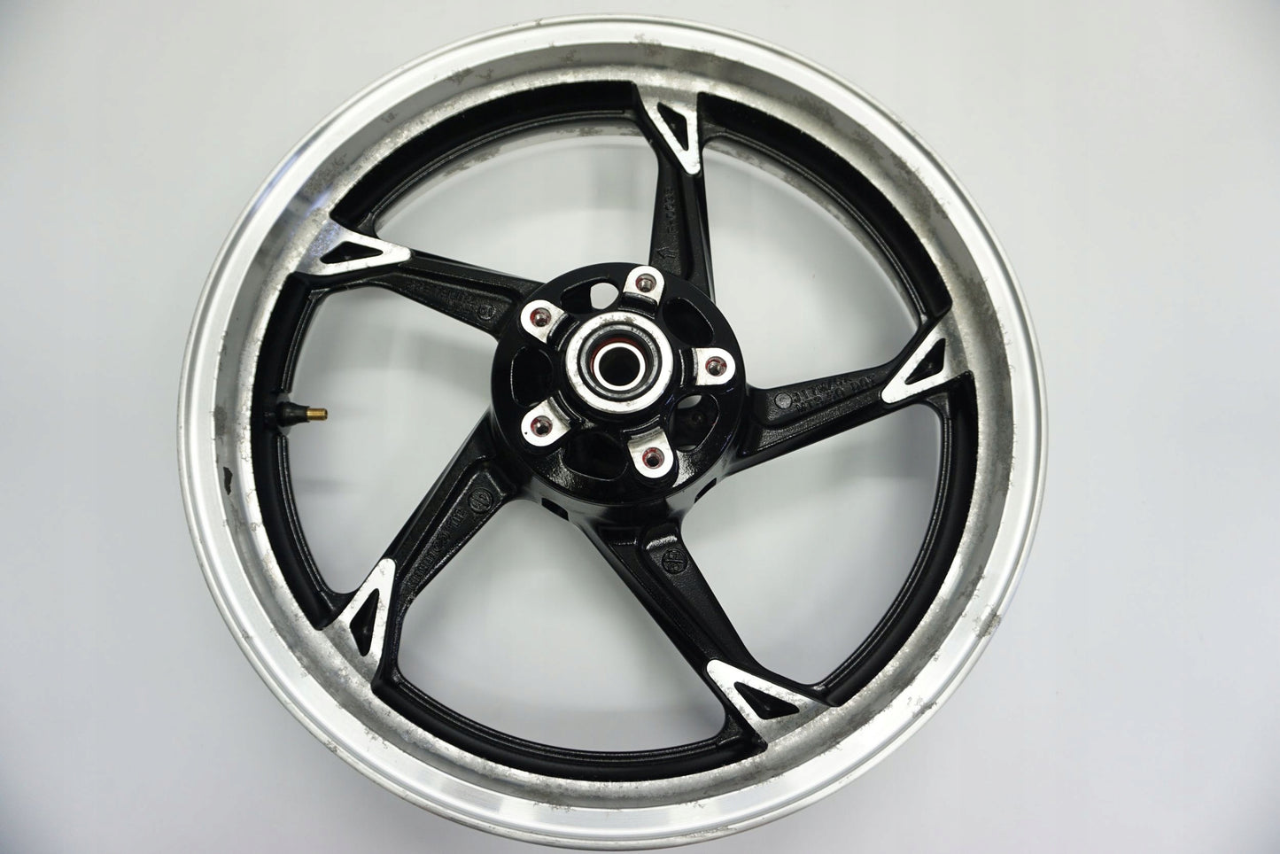 KAWASAKI Z1000 10-13 Felge vorne Wheel Vorderrad 6