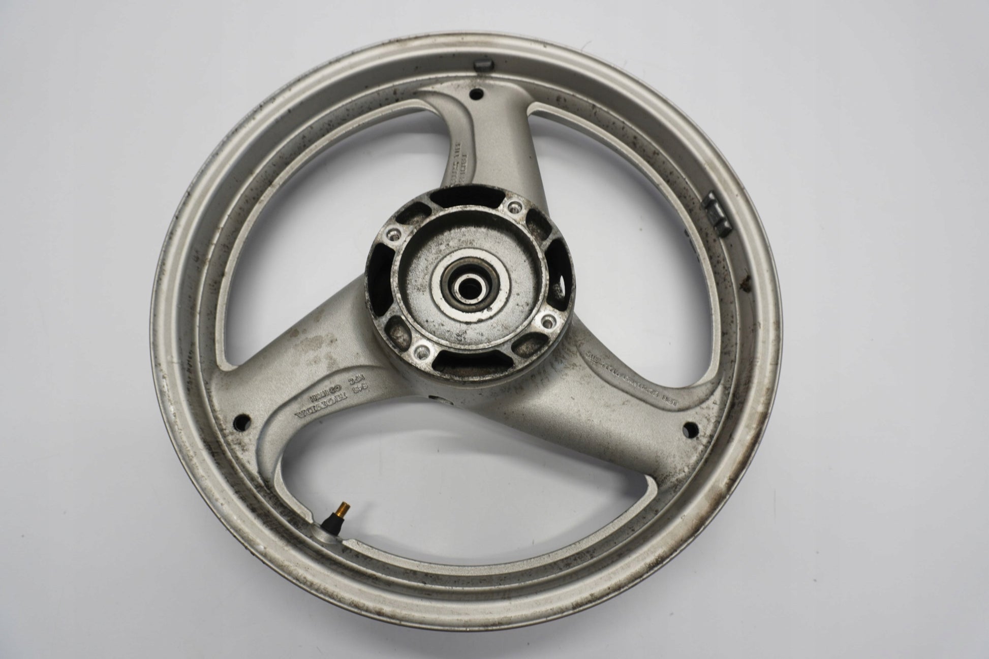 HONDA XL 125 V VARADERO 01-06 Felge hinten Wheel Hinterrad 3