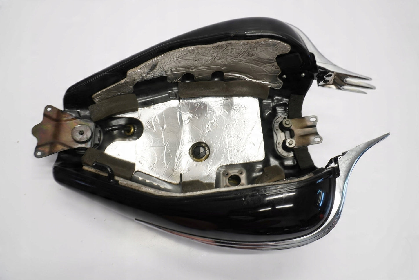 YAMAHA XV 1900 A MIDNIGHT STAR 06-13 Kraftstofftank Benzintank Fuel Tank 10