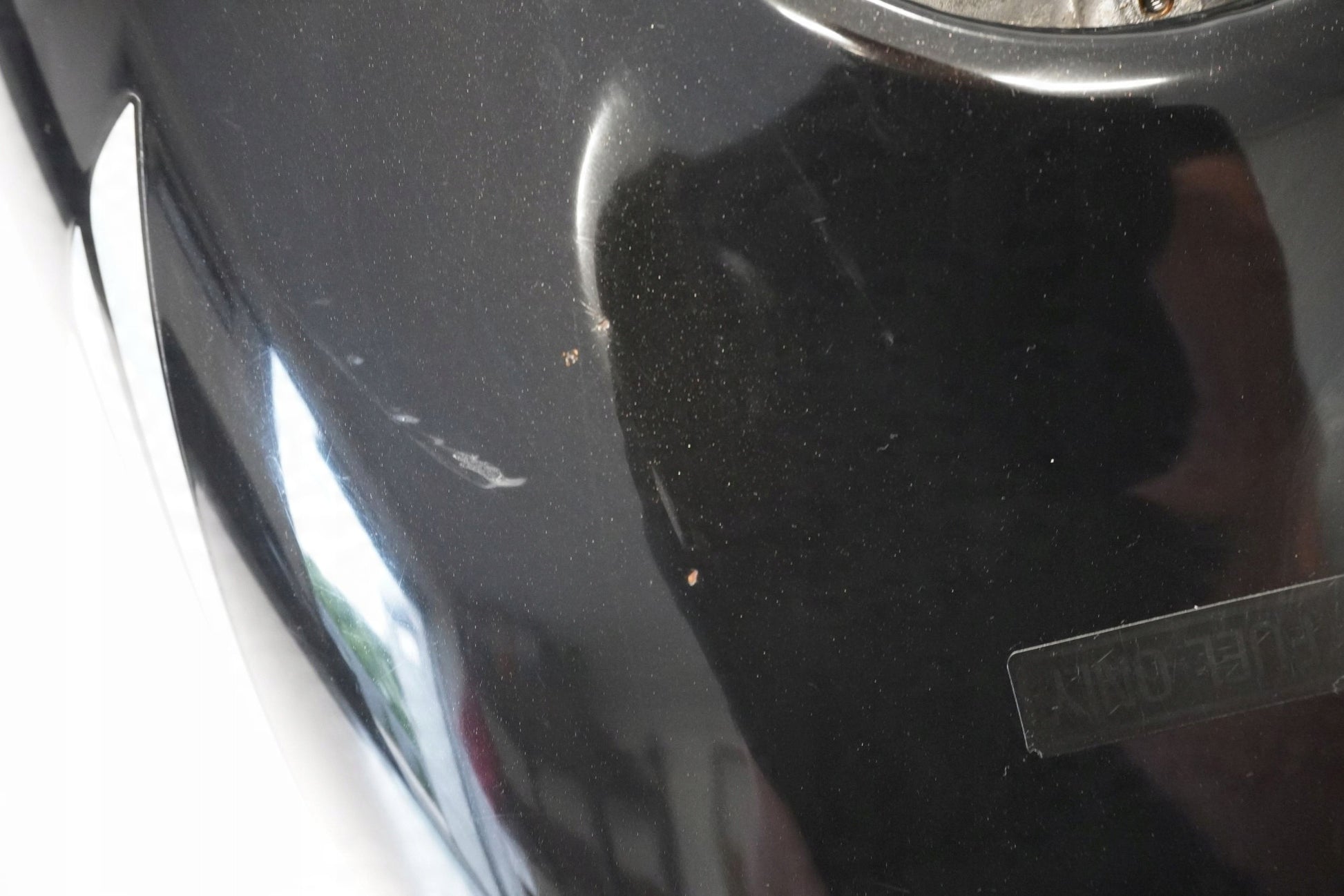 HONDA CBR 1100 XX 96-06 Kraftstofftank Benzintank Fuel Tank 3