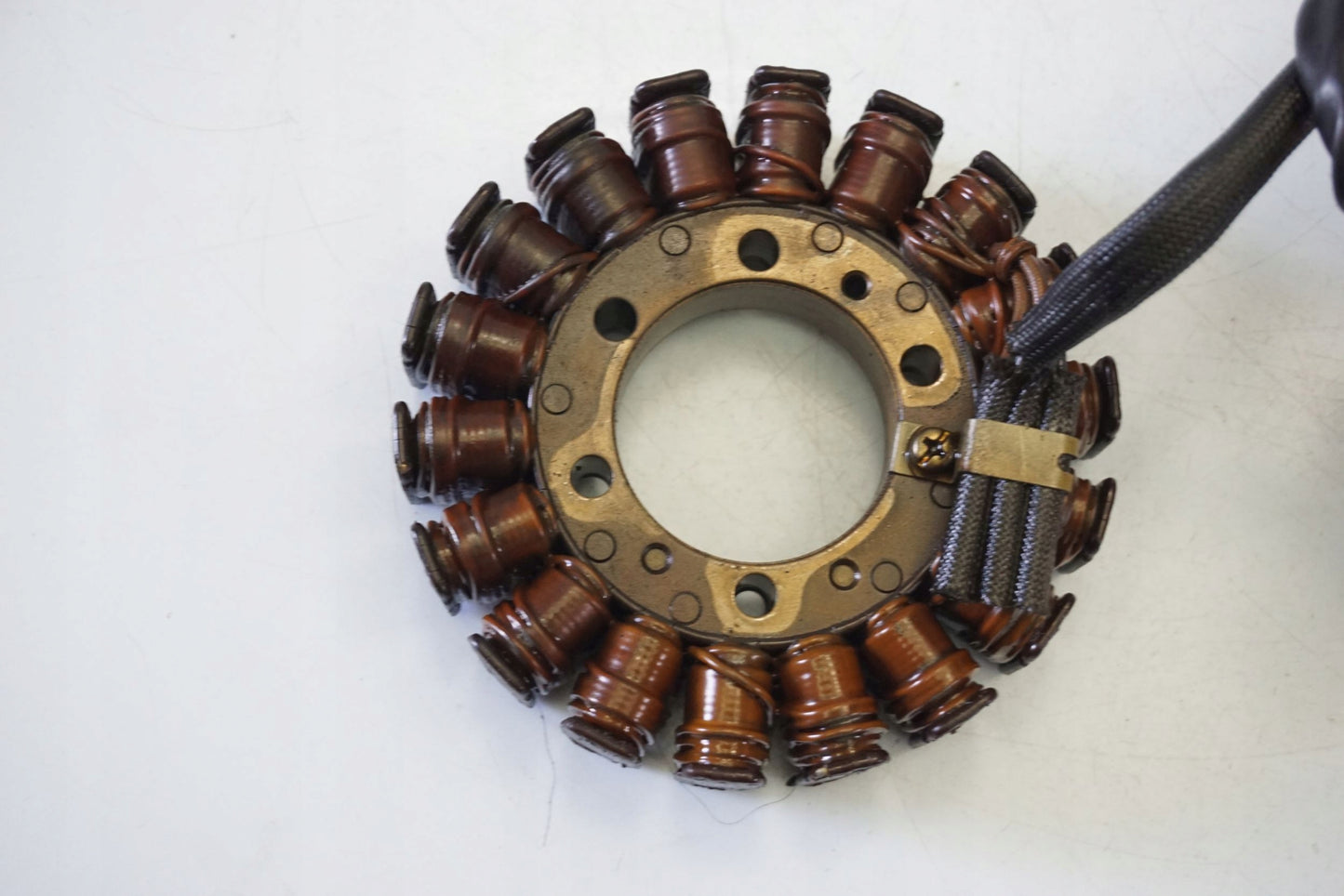 HONDA CB 650 F 14-18 Lichtmaschine Stator Generator Lima Alternator 8