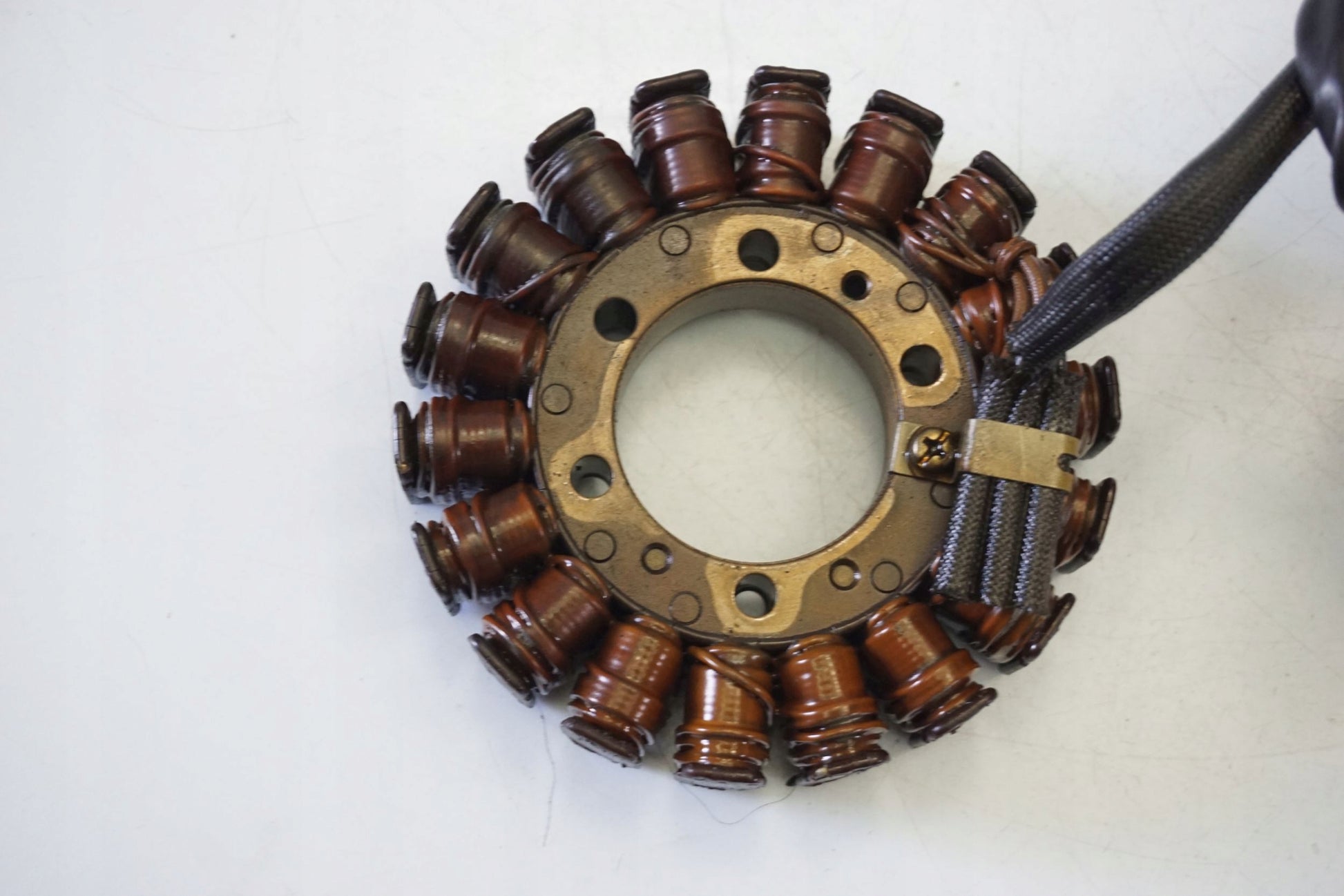 HONDA CB 650 F 14-18 Lichtmaschine Stator Generator Lima Alternator 8