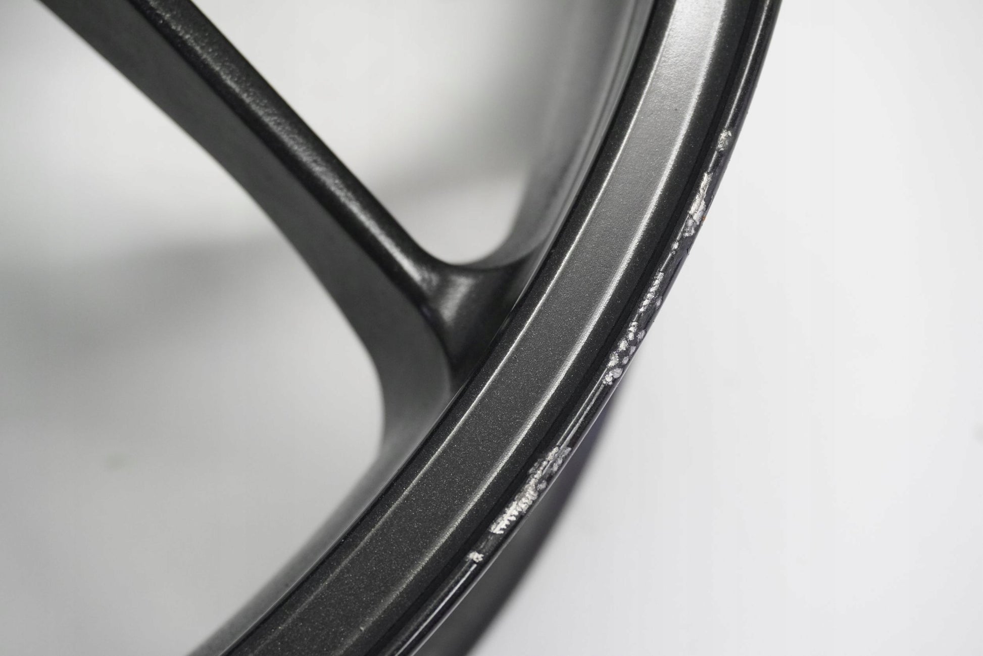 HONDA CB 1000 R SC80 Felge hinten Wheel Hinterrad 10