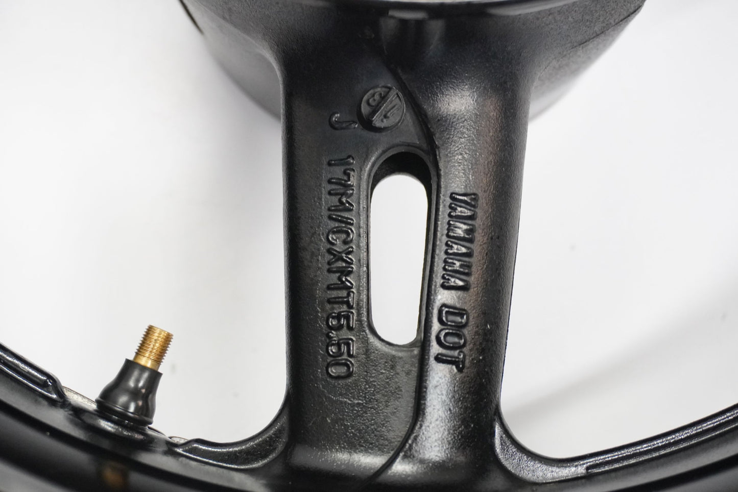 YAMAHA FJR 1300 13-15 Felge hinten Wheel Hinterrad 8