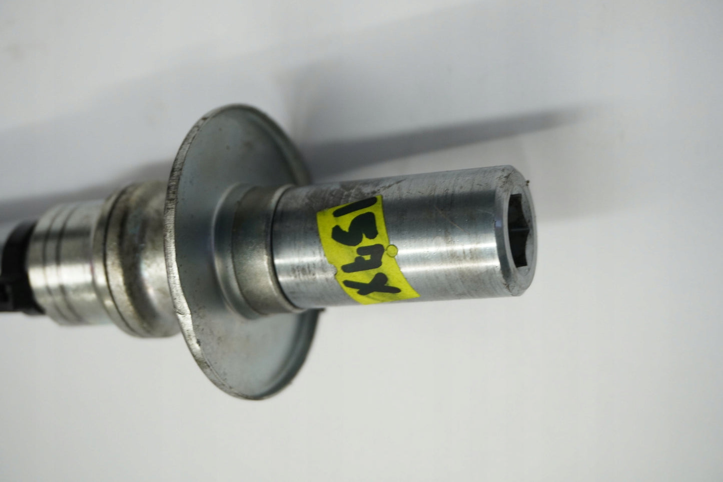 SUZUKI DL 650 V-STROM 19- Vorderachse Achse vorne Radachse front axle 2