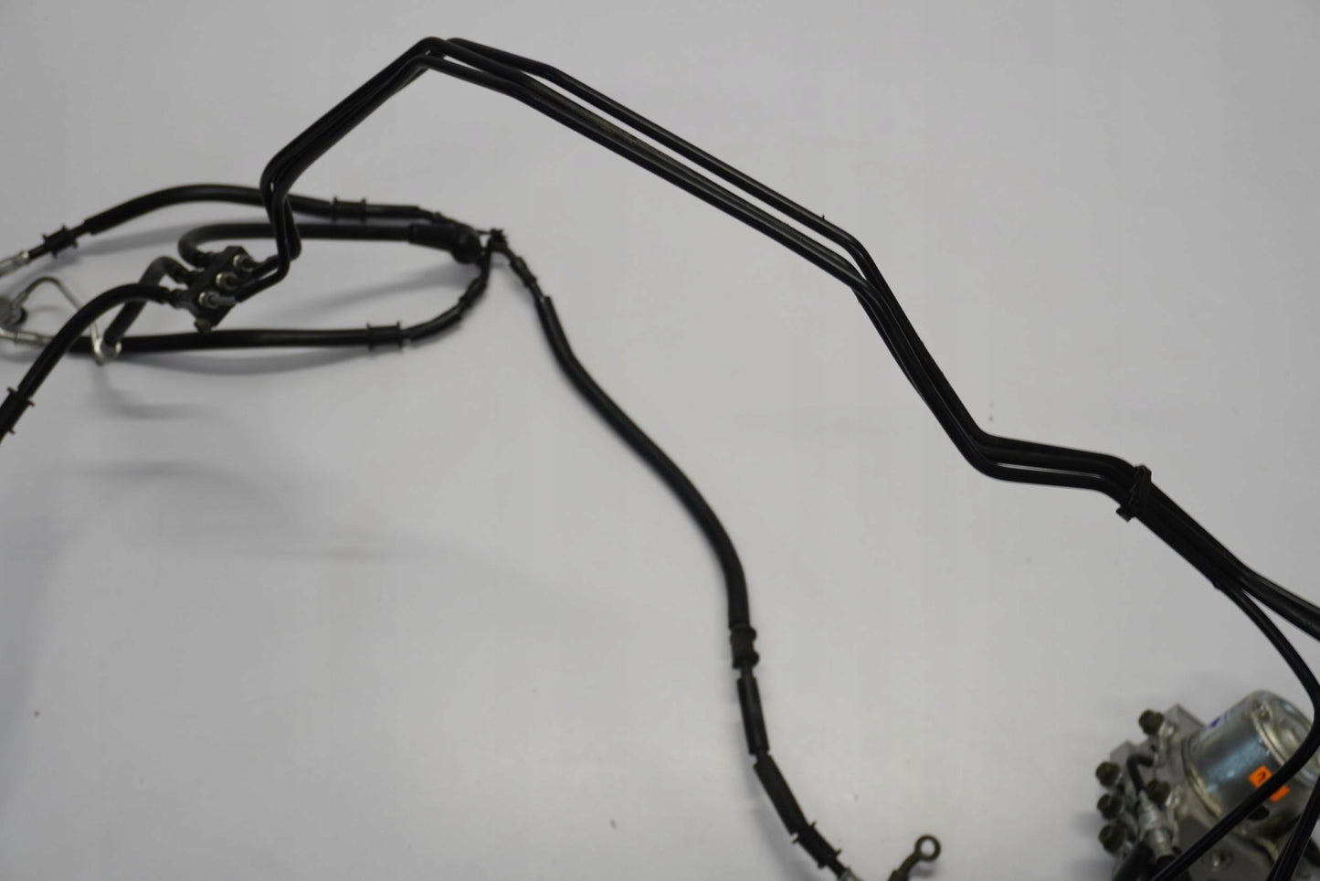 YAMAHA FJR 1300 06-12 ABS Pumpe Druckmodulator 5