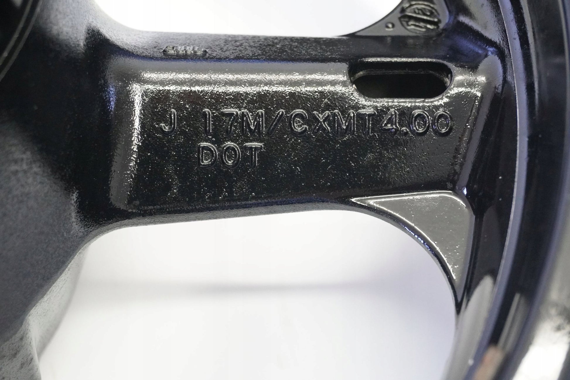 SUZUKI DL 1000 V-STROM 02-09 Felge hinten Wheel Hinterrad 7