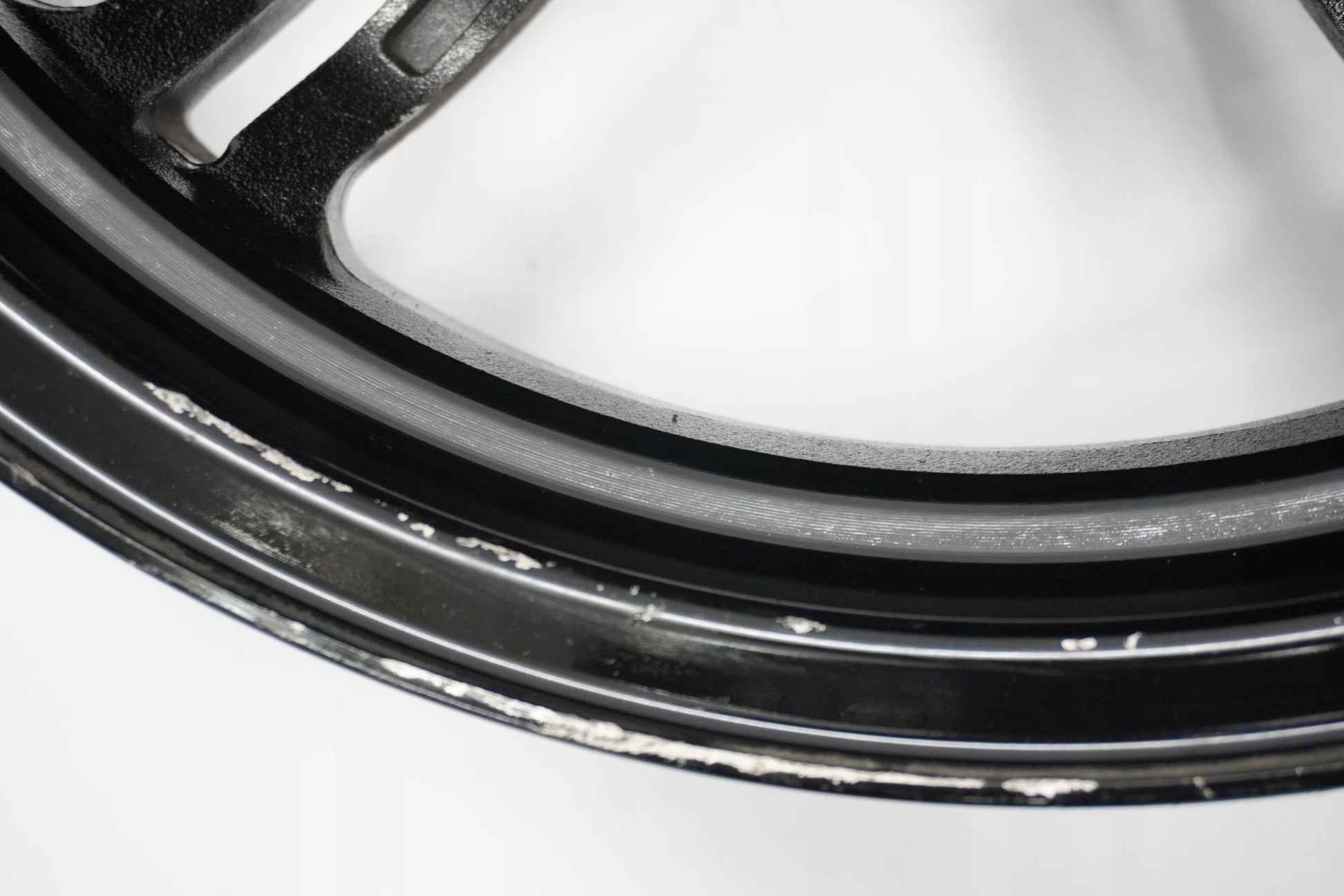 SUZUKI BURGMAN 650 13- Felge vorne Wheel Vorderrad 5