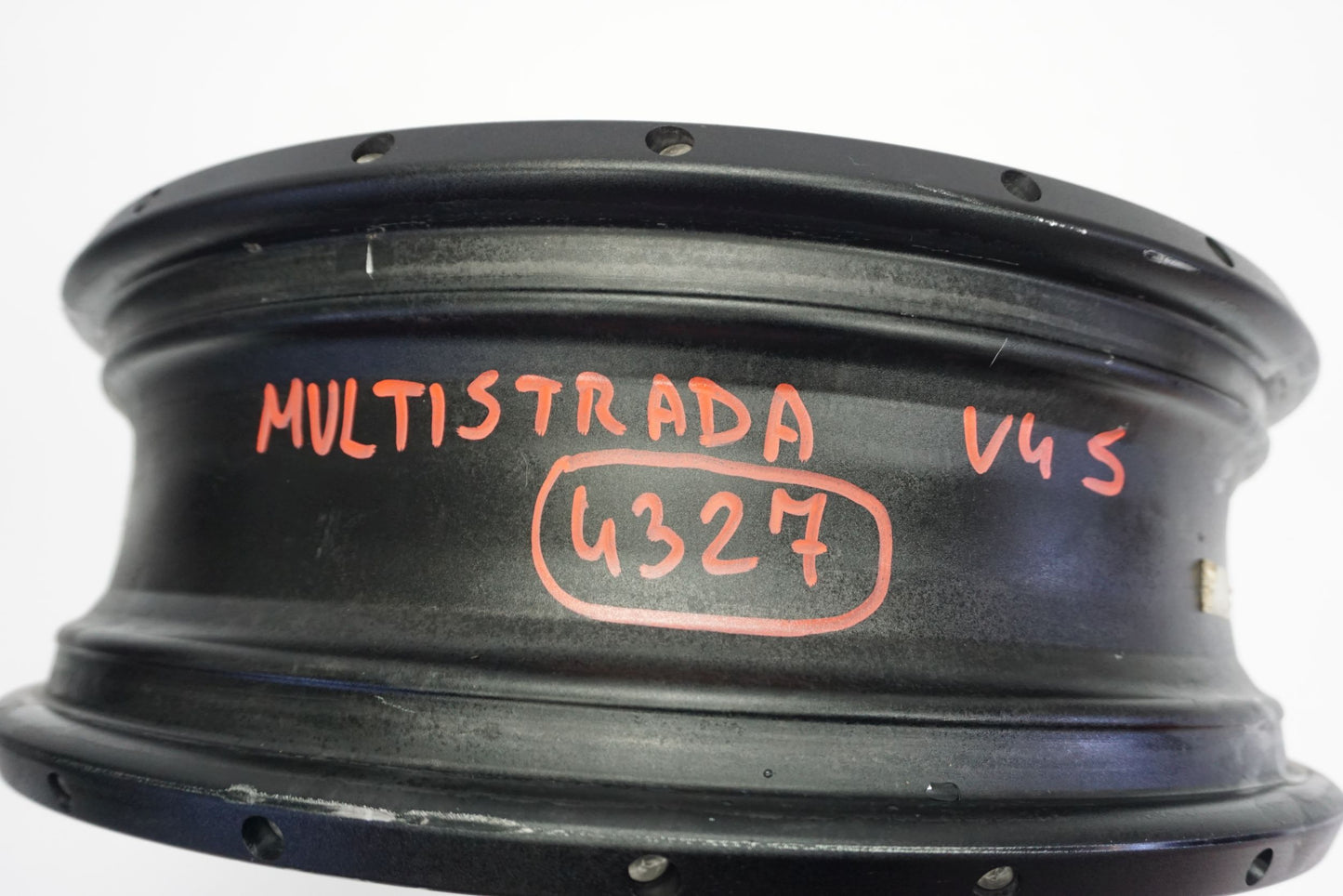 DUCATI MULTISTRADA V4 S 21- Felge hinten Wheel Hinterrad 6