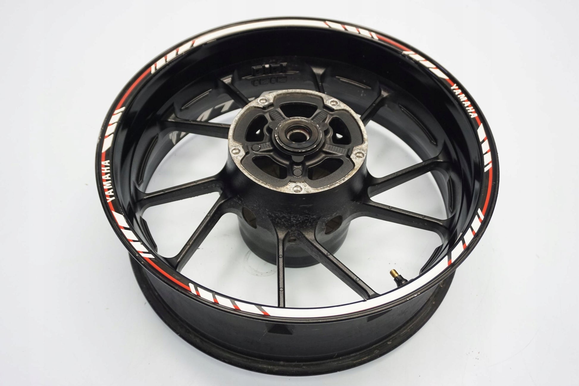 YAMAHA MT-09 13-16 Felge hinten Wheel Hinterrad 9