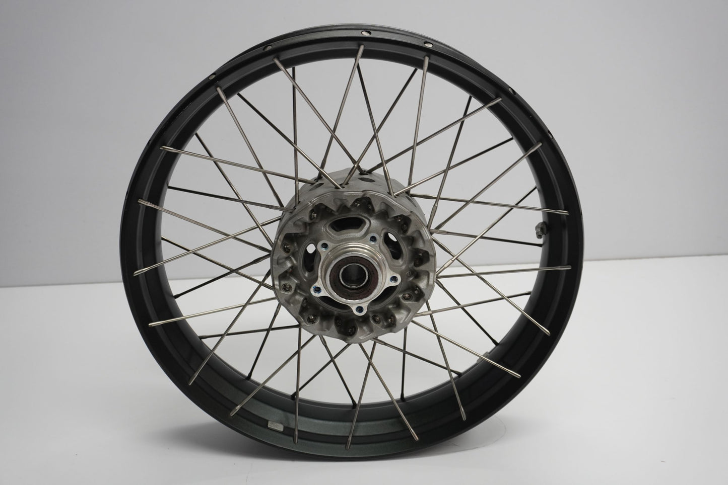 DUCATI MULTISTRADA 1200 S 10-15 Felge vorne Wheel Vorderrad 10