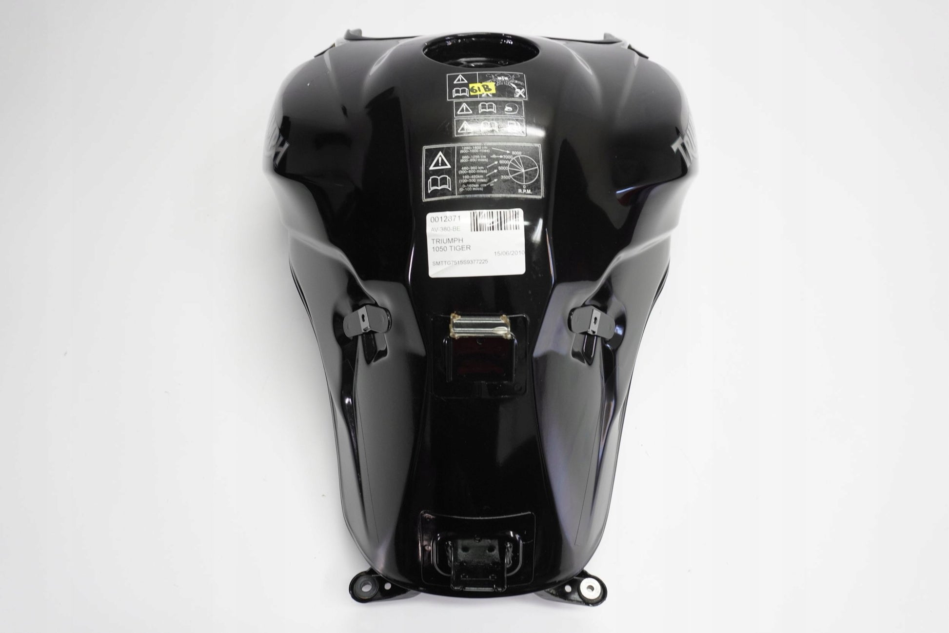 TRIUMPH TIGER 1050 06-12 Kraftstofftank Benzintank Fuel Tank 8