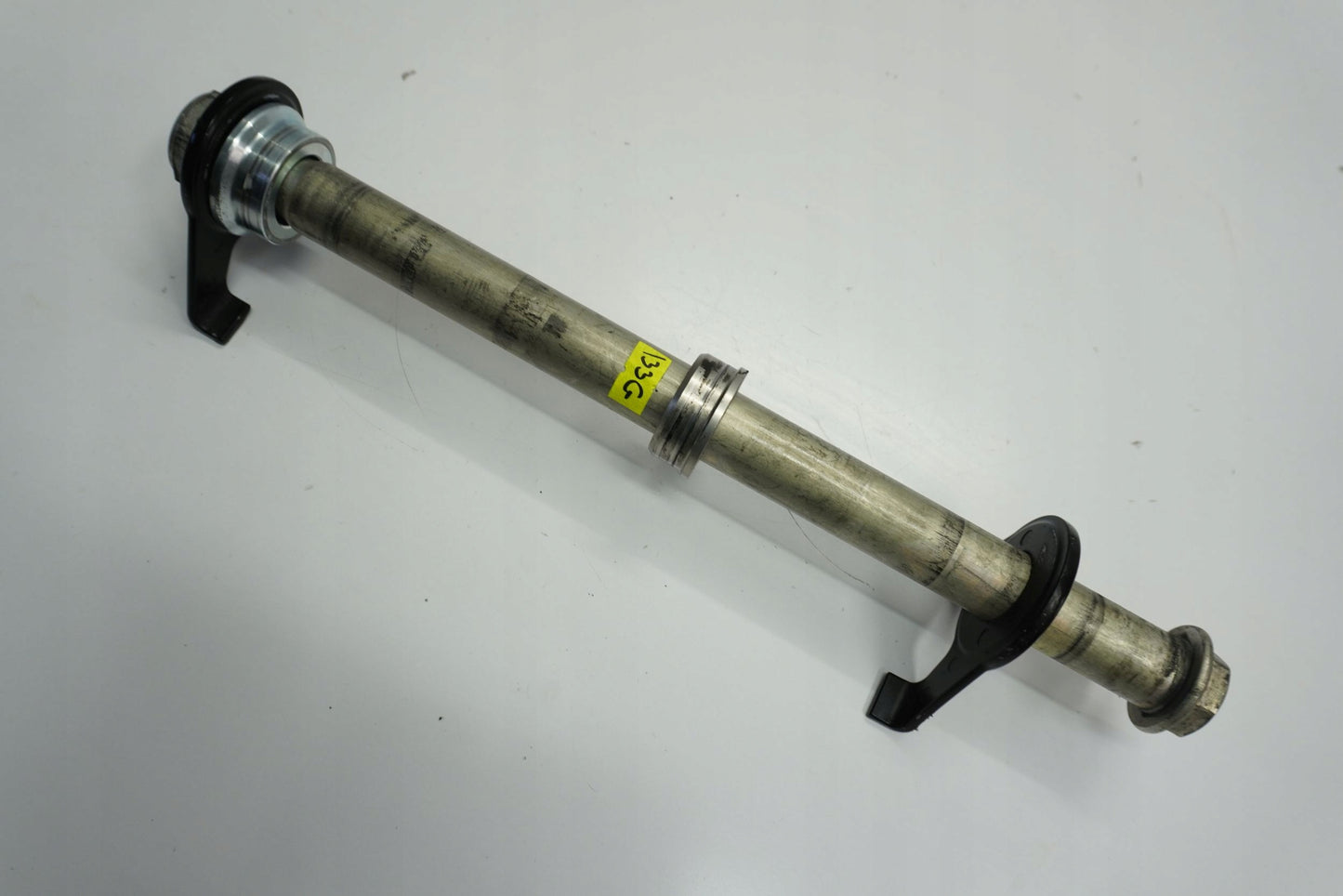 SUZUKI GSX-S 750 17-23 Hinterachse Achse hinten Radachse rear axle 4