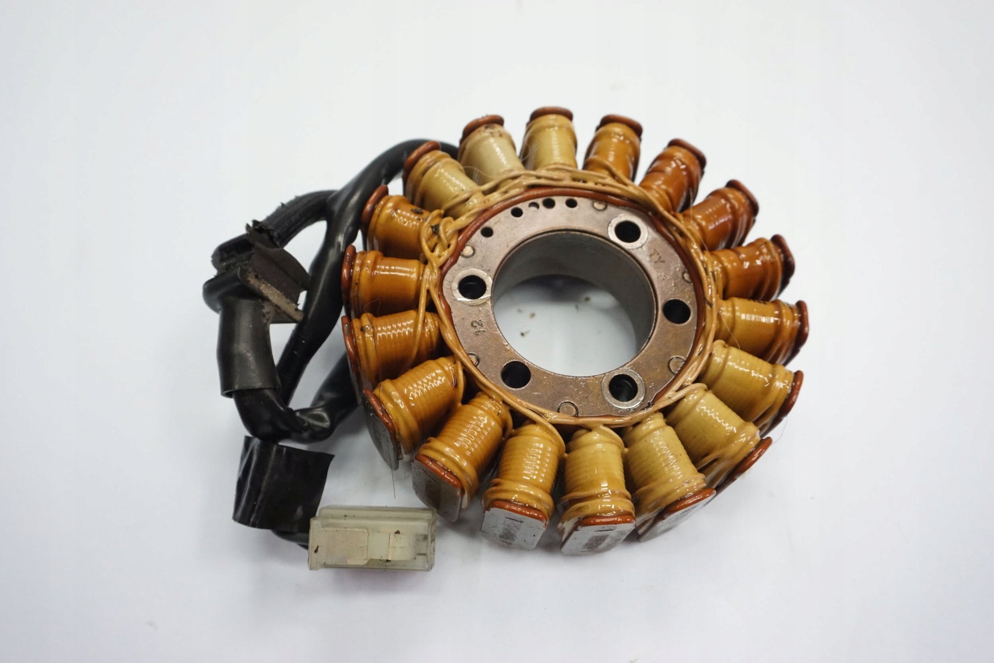 SUZUKI GSX-S 750 17-23 Lichtmaschine Stator Generator Lima Alternator 2