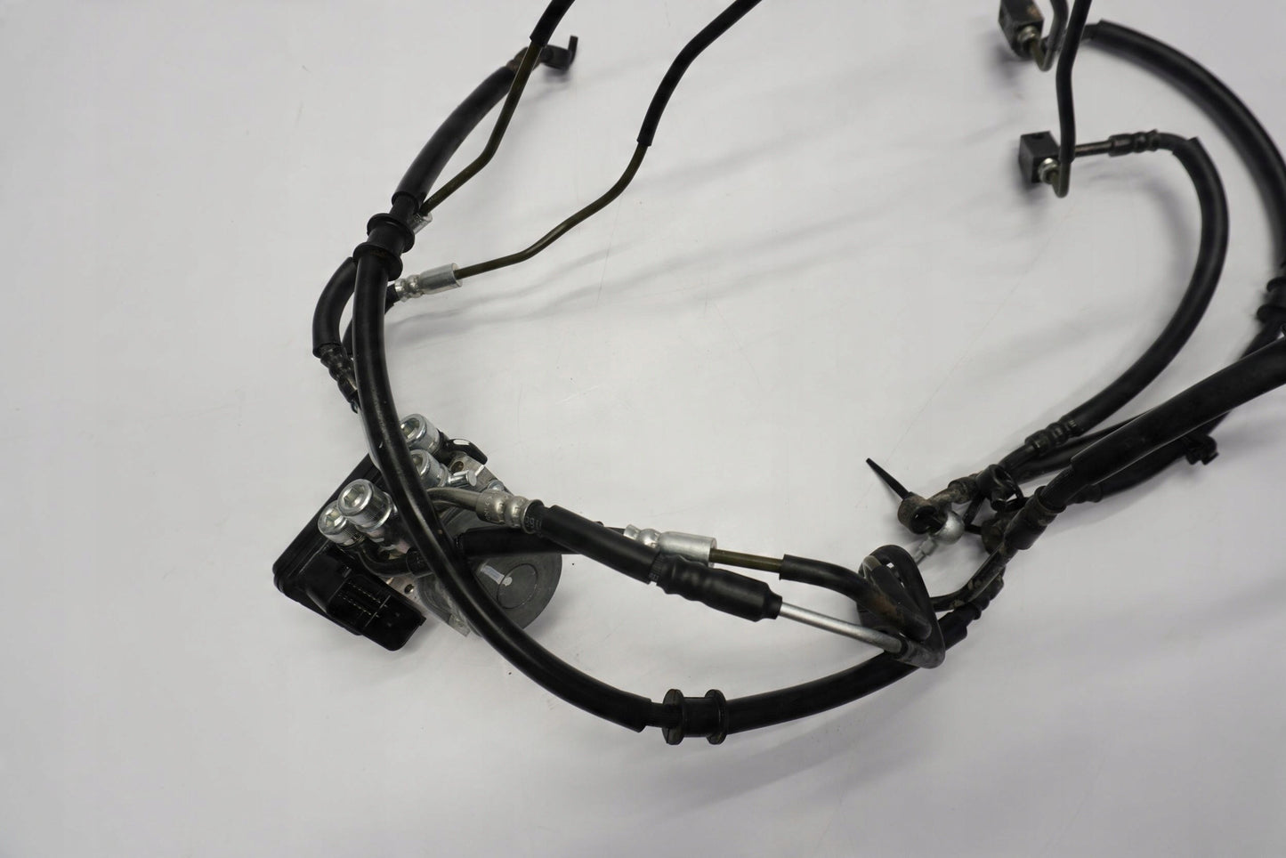 KAWASAKI ZX-6R 636 24- ABS Pumpe Druckmodulator 8