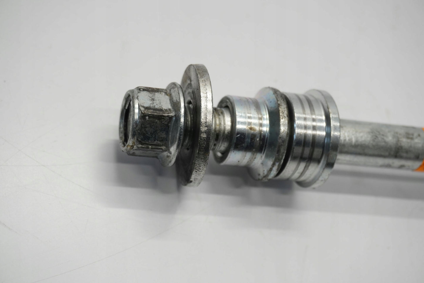 SUZUKI GSX-R 125 18- Hinterachse Achse hinten Radachse rear axle 5